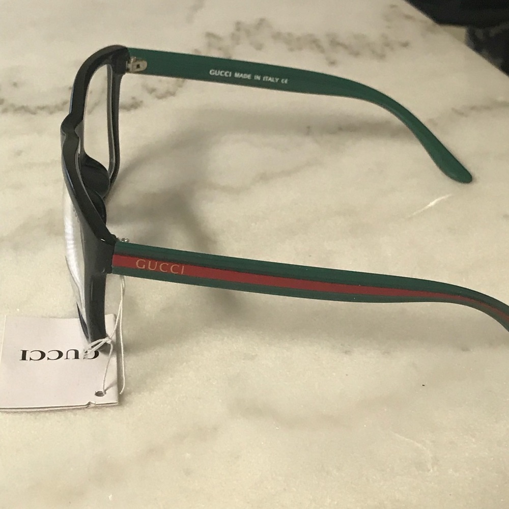 Clear frame - Picture 2 of 2